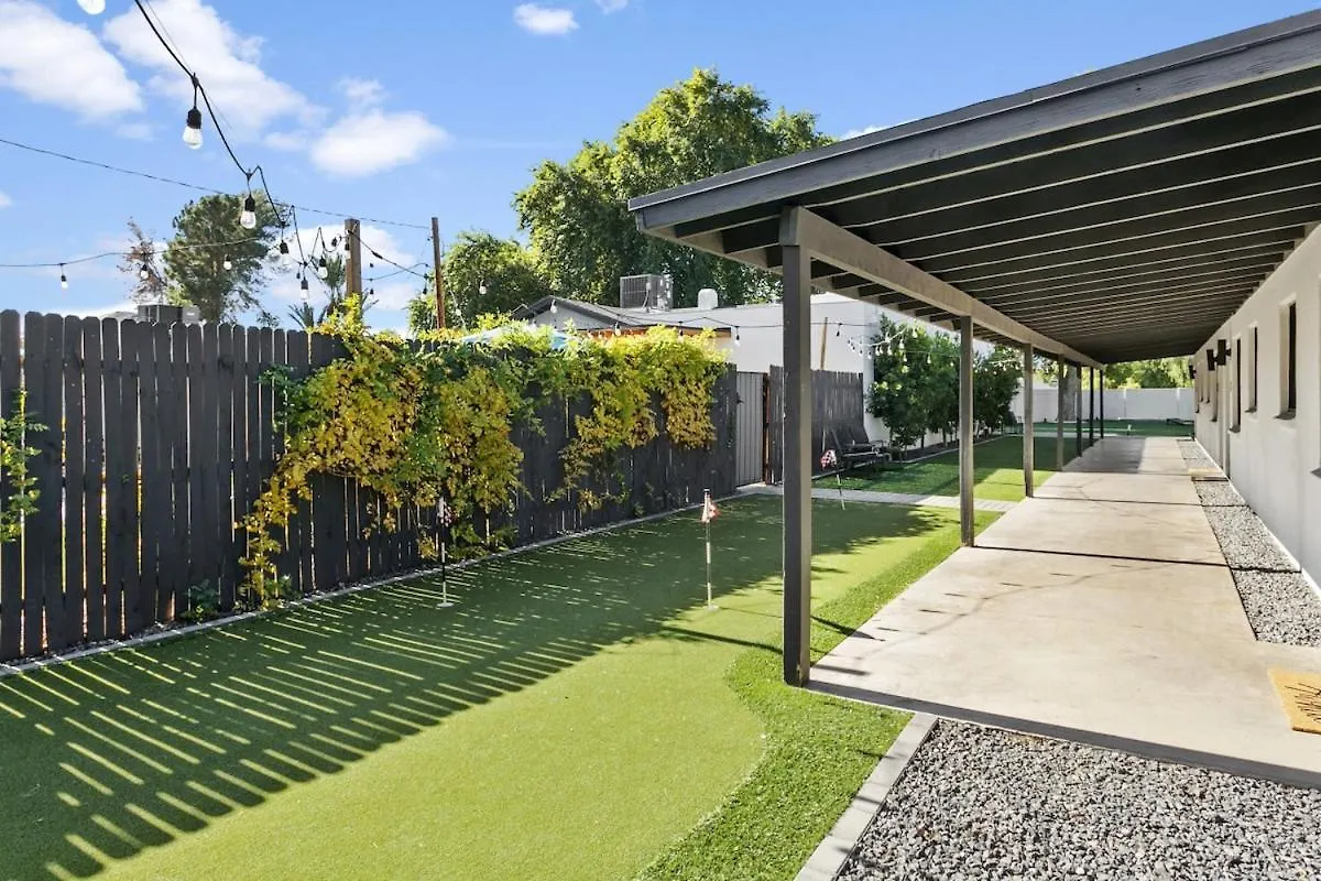 Phoenix Modern Retreat Near Old Town
