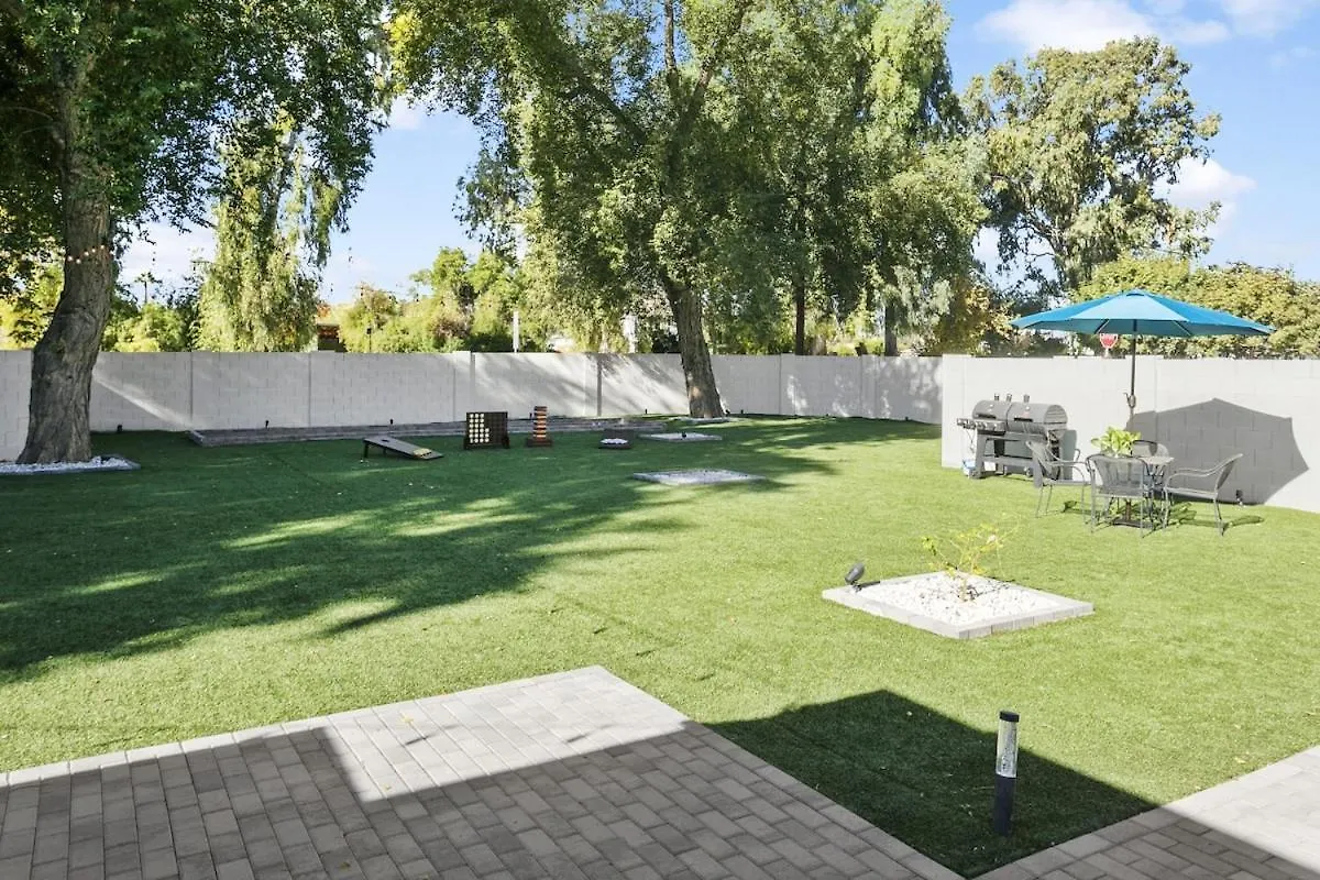 Phoenix Modern Retreat Near Old Town