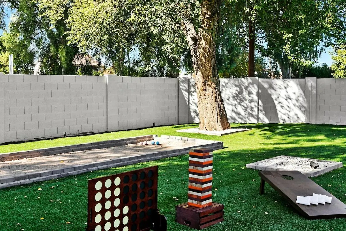Holiday home Phoenix Modern Retreat Near Old Town