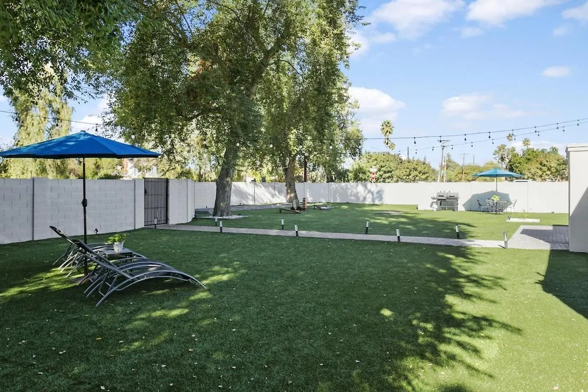 Holiday home Phoenix Modern Retreat Near Old Town