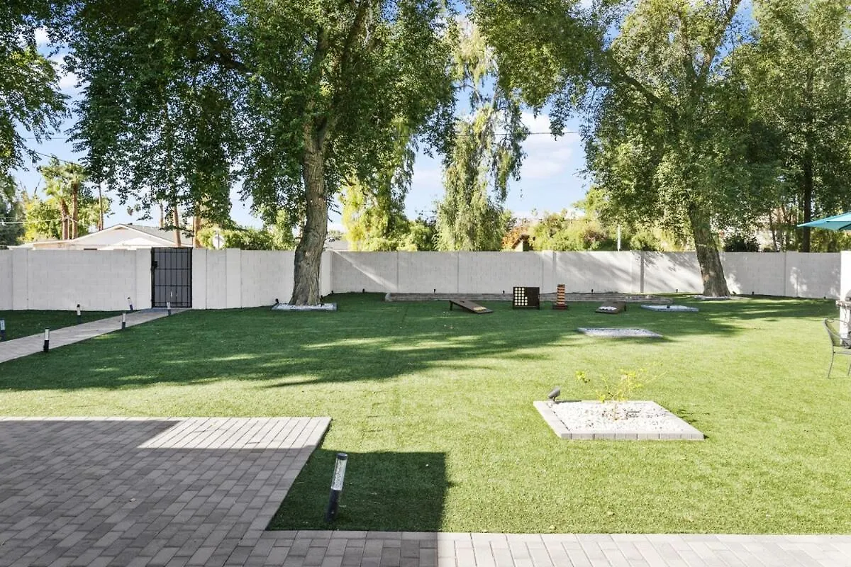 Phoenix Modern Retreat Near Old Town 0*,